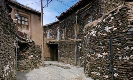خانههای صنعتی، تهدیدی برای تخریب هویت روستای رنسانسی ایران خانههای صنعتی، تهدیدی برای تخریب هویت روستای رنسانسی ایران