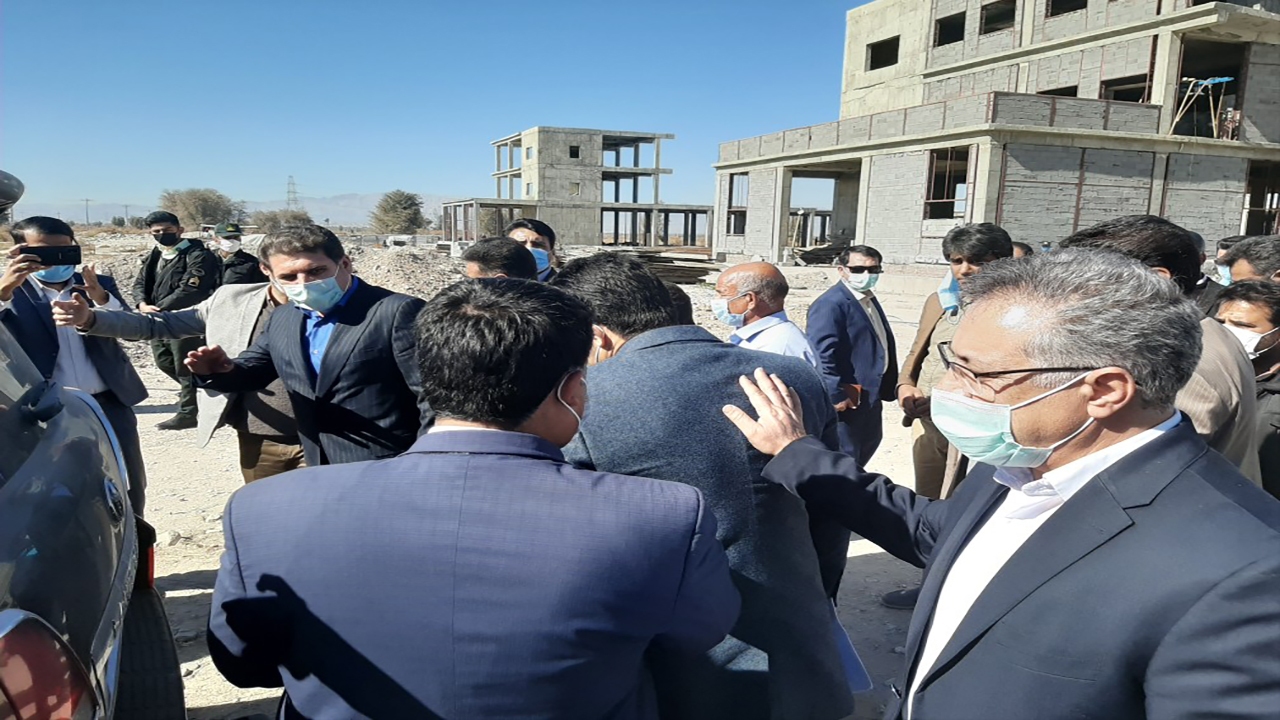 بیمارستان عنبرآباد؛ پس از ۷ سال همچنان ناتمام!