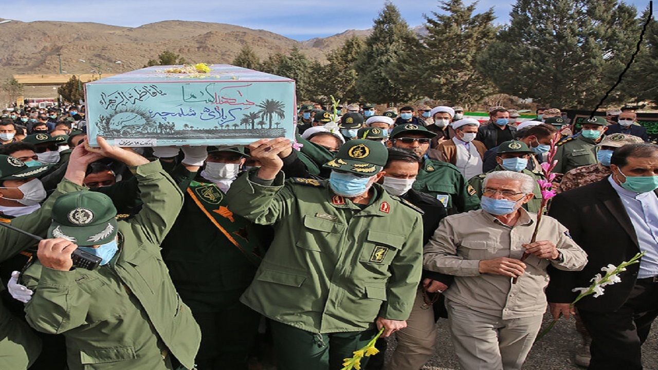 تشییع پیکر مطهر یک شهید گمنام در کرمانشاه