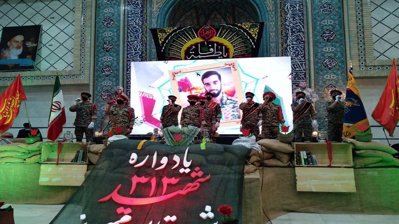 یاد ۳۱۳ شهید مهریز گرامی داشته شد