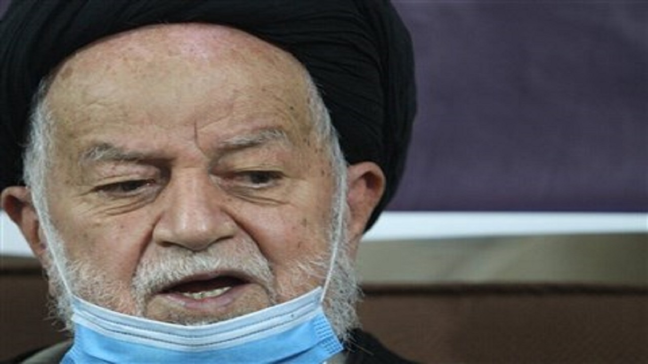 تحریم های ظالمانه باید متوقف شود/دانشگاه فرزانگان برای مردم سمنان باقی بماند