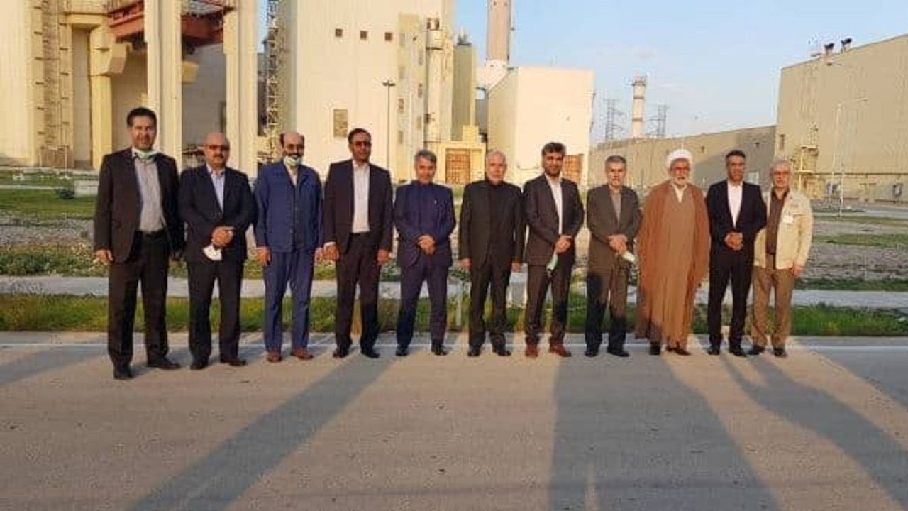 بازدید اعضای کمیسیون انرژی مجلس از نیروگاه اتمی بوشهر
