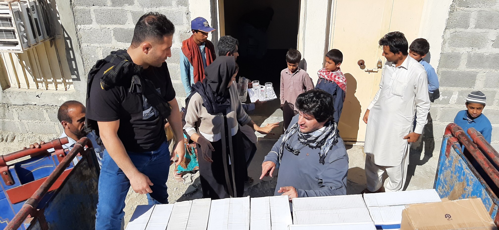 قهرمانان کشتی و تکواندو در مناطق محروم سیستان و بلوچستان قهرمانان کشتی و تکواندو در مناطق محروم سیستان و بلوچستان