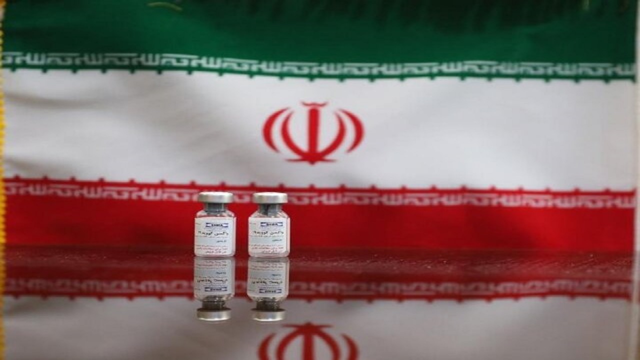 نظر خواننده پاپ درباره استفاده از واکسن ایرانی کرونا