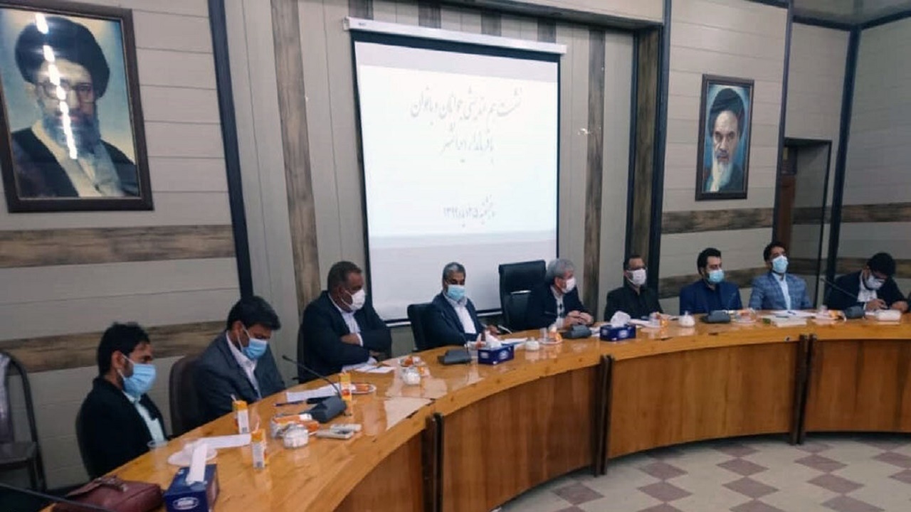 جوانان صاحبان ایده به توسعه شهرستان ایرانشهر کمک کنند