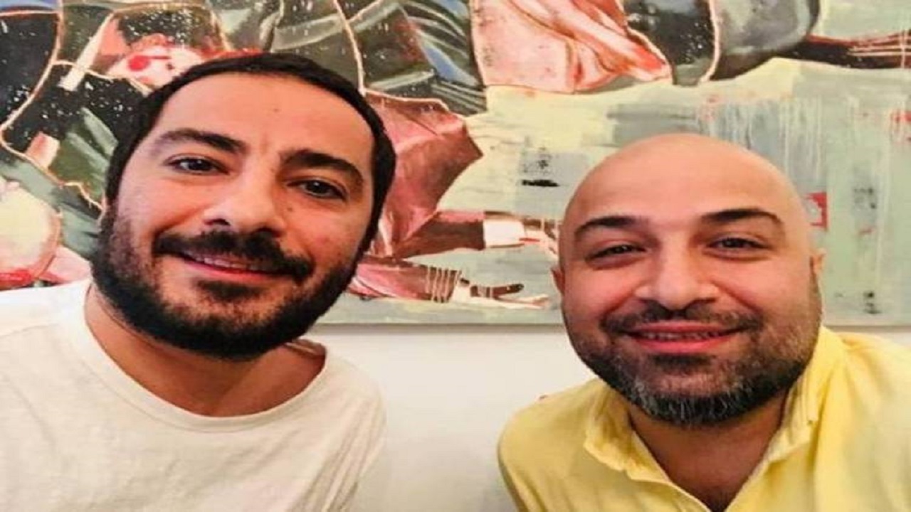 نوید محمدزاده با برادرش همبازی شد + عکس