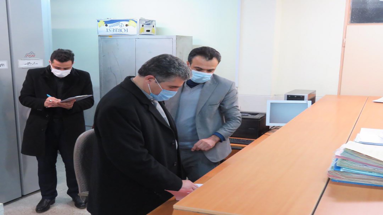 بازدید سرزده فرماندار مهاباد از ادارات