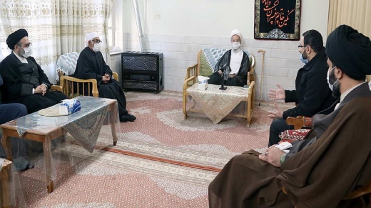 گفتمان وحدت میان امت اسلام باید تقویت شود