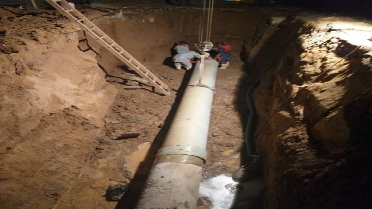 تلاش مستمر برای رفع شکستگی خط انتقال آب به ثمر نشست