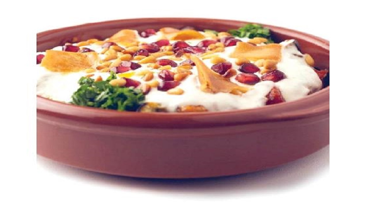 طرز تهیه فته بادمجان؛ غذای لبنانی با طعم شگفت انگیز و جدید