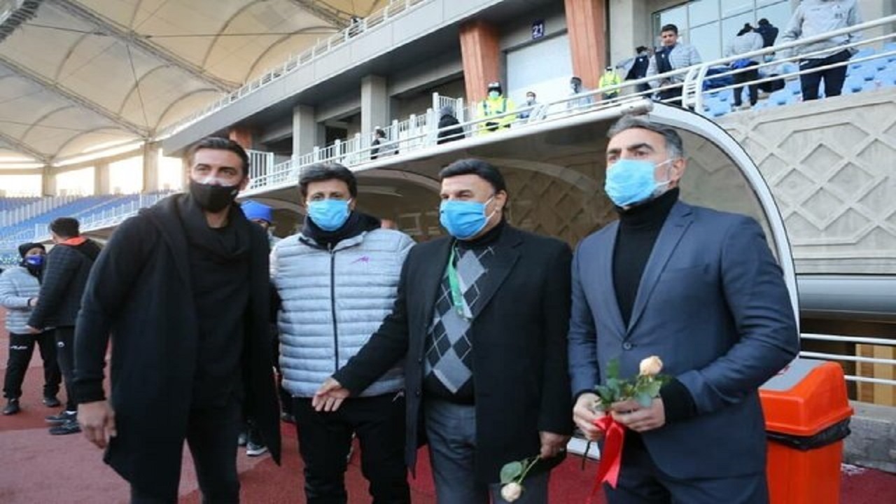 از خام شدن مدیران ورزشی توسط رسانه&zwnj;های معاند تا شرط وریا غفوری برای استقلال