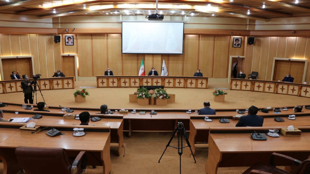 حضور دانش آموزان در مدارس مناطق زرد و آبی کرونایی اختیاری است