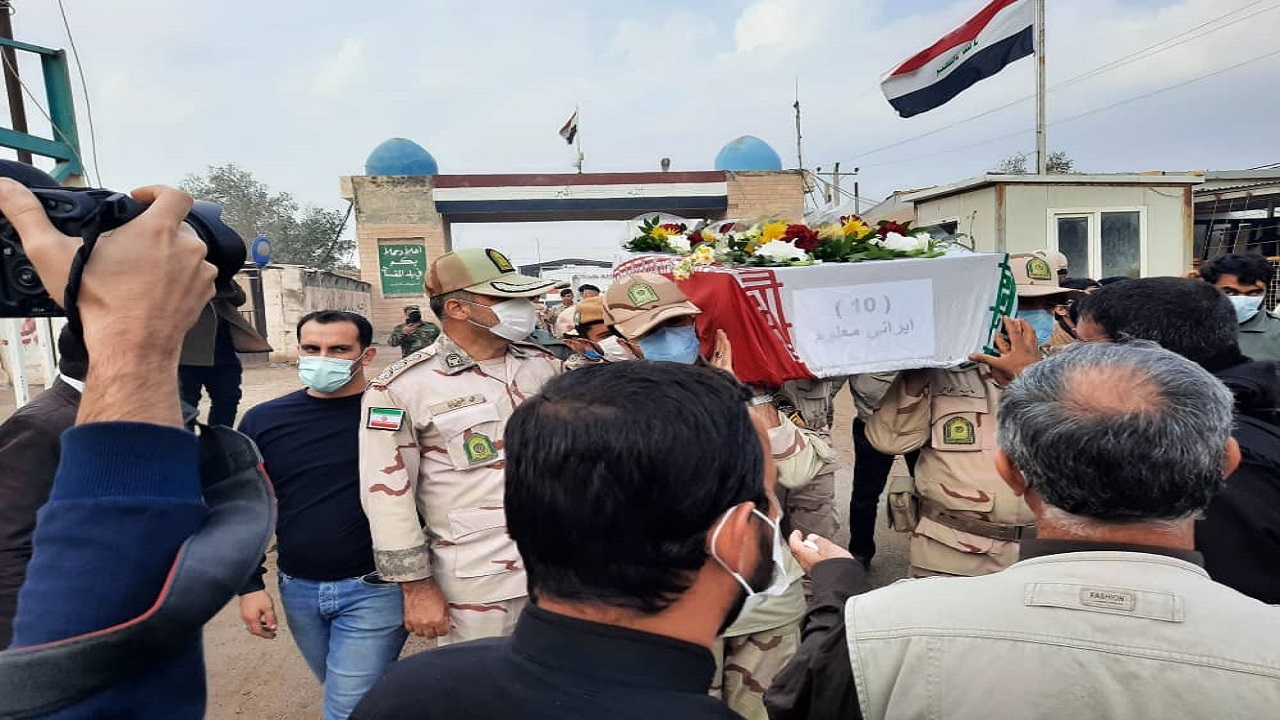 پیکر پاک ۵۵ شهید تازه تفحص شده وارد کشور شد