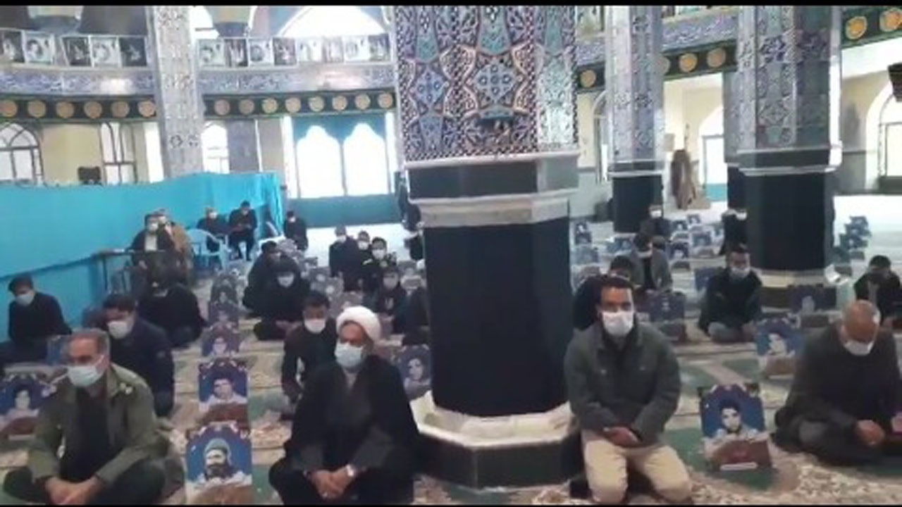 بدحجابی و فساد در جامعه خانواده شهدا را اذیت می کند
