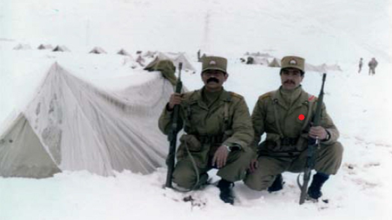رابط بین ارتش و سپاه پاسداران در دفاع مقدس چه کسی بود؟