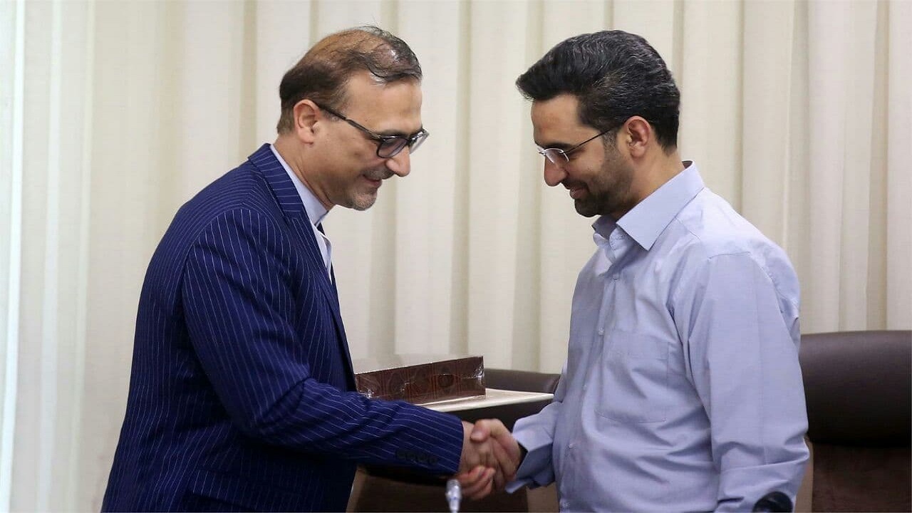 سیدجمال هادیان رئیس شورای تمبر شد
