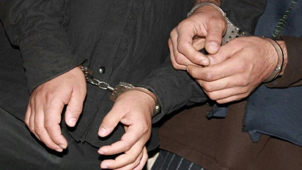 دستگیری زن و شوهر قاچاقچی مواد مخدر در کاشان