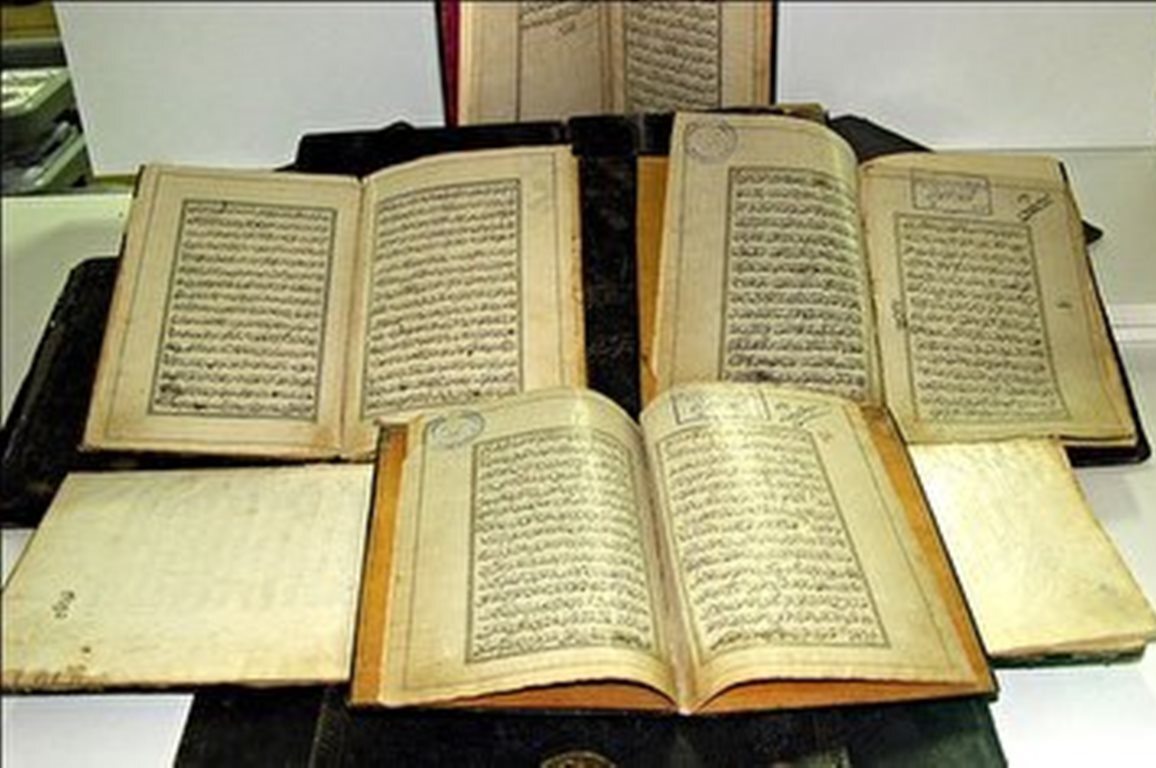 نگهداری ۴ هزار جلد کتاب خطی در کتابخانه مرکزی تبریز
