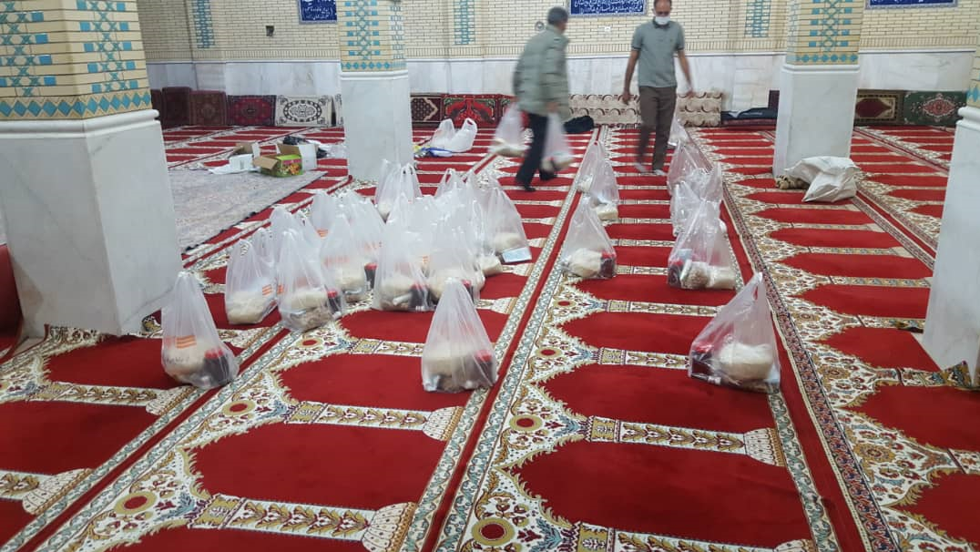 طلبه&zwnj;ای که پیکر ۱۰۰ کرونایی را غسل داد + تصاویر