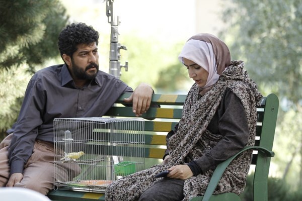 شبنم قلی&zwnj;خانی و چالش بازی در ۲ نقش/ قصه عجیب نسا و مینو در &laquo;بیگانه&zwnj;ای با من است&raquo;