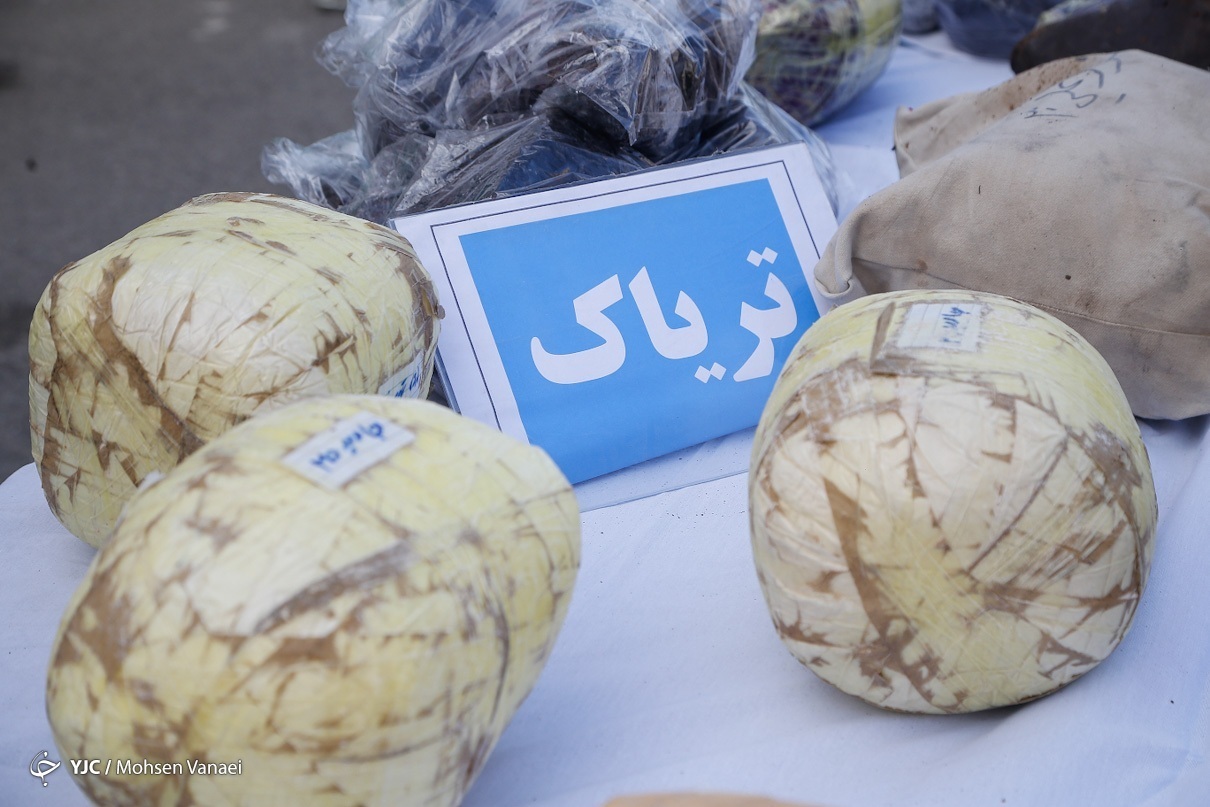 کشف انواع مواد مخدر و دستگیری ۹ سوداگر مرگ در ملایر