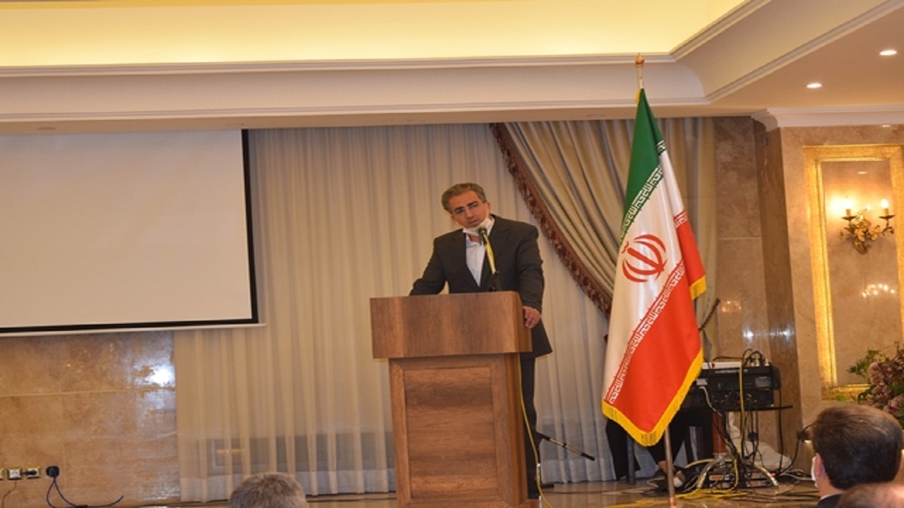 رونمایی از پوستر کمیته پشتیبانی مردمی کنگره ملی ۴۰۰۰ شهید استان یزد