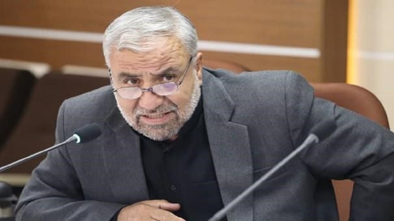 دشمنان با چشمان از حدقه بیرون آمده شاهد رزمایش سپاه بودند