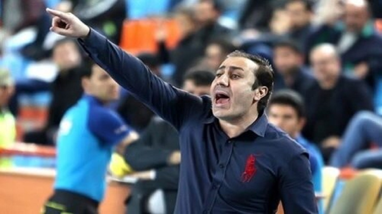 لک: شهید منصوری در هر پست ۳ بازیکن خیلی خوب دارد