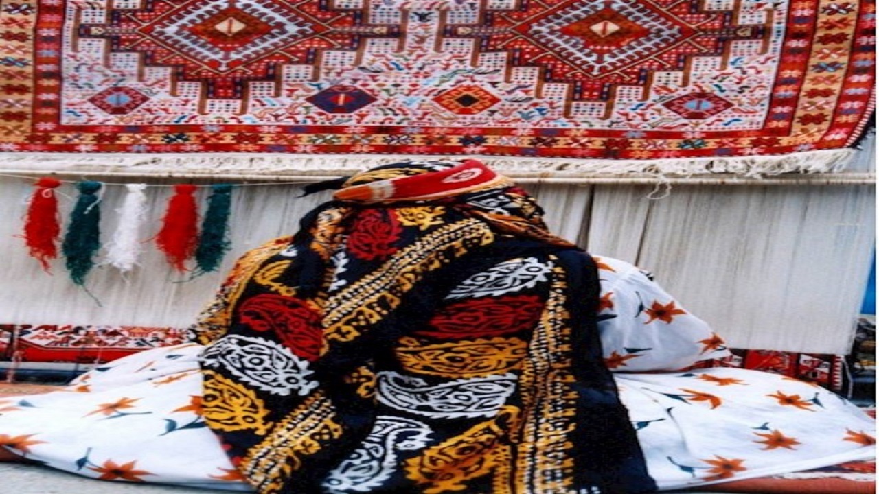 ۱۳۰ پروانه تولید انفرادی صنایع دستی در شهرستان بیله سوار صادر شد