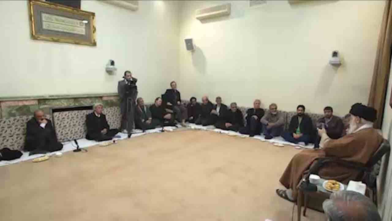پاسخ رهبر انقلاب