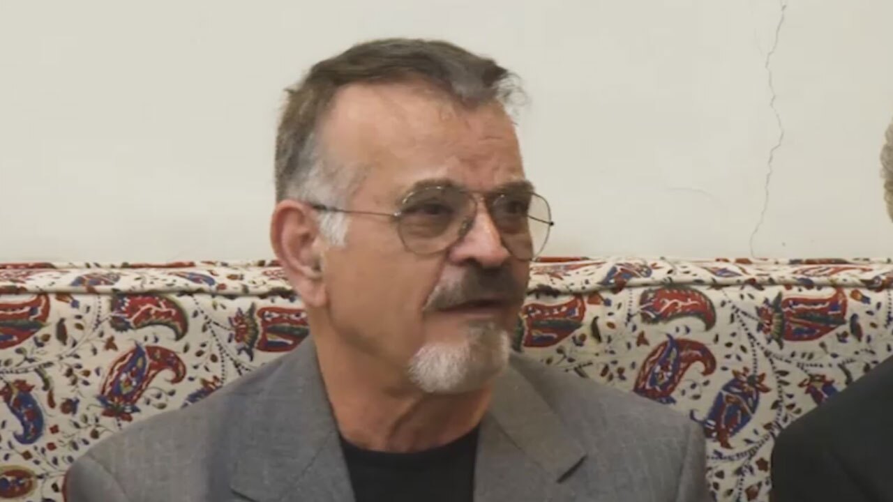 مزاح رهبر انقلاب با مهدی فخیم زاده؛ شما طاغوتی هستید! + فیلم