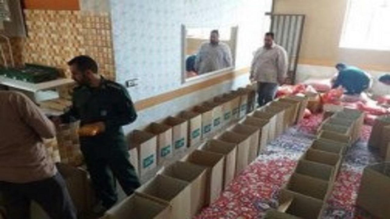 توزیع ۴۰۰ بسته معیشتی در کلاته خیج شاهرود