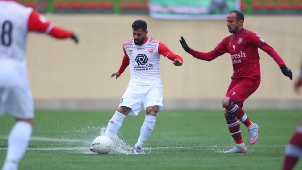 بازگشت همزمان پرسپولیس و نساجی به تهران