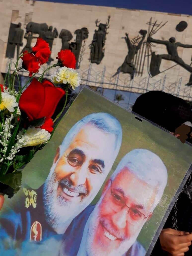  مراسم نوجوانان عراقی در گرامیداشت سالروز شهادت حاج قاسم و ابومهدی