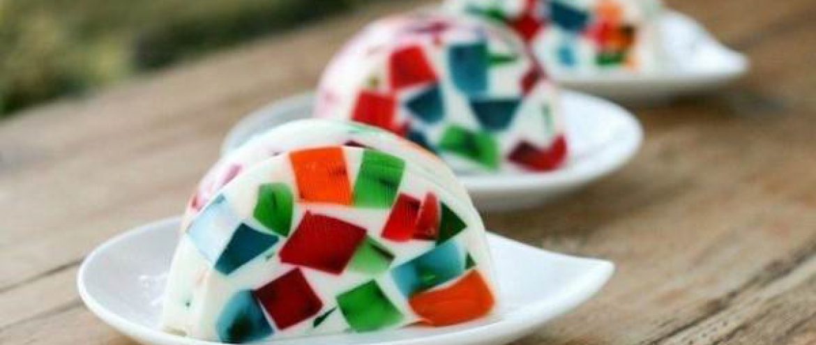 ۴ طرز تهیه ژله لیوانی، ژله رولی، ژله ویترینی و ژله خرده شیشه شفاف + نکات مهم