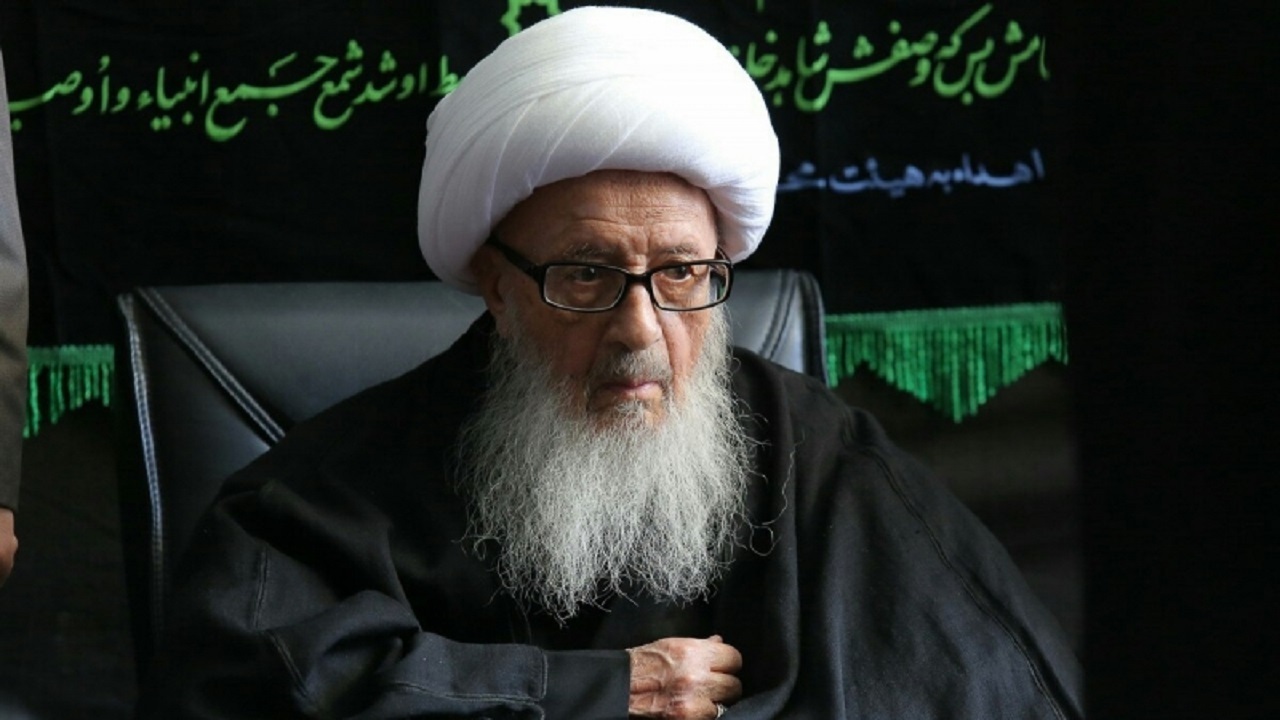 ایام فاطمیه نباید تعطیل شود