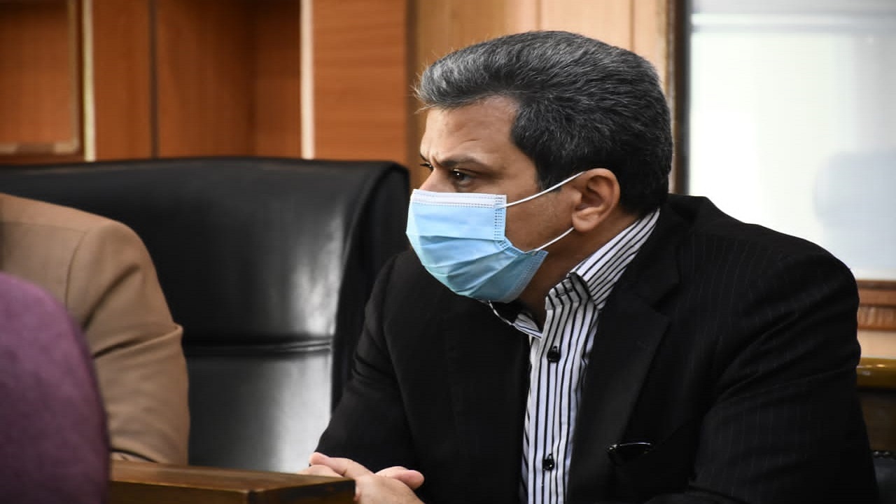 شهرداری آبادان چیزی تحت عنوان مدیر پروازی و یا کارمند فضایی و مجازی ندارد