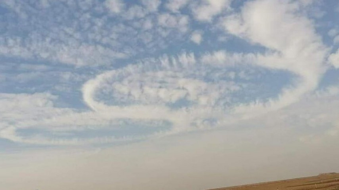 ابر‌های عجیب در آسمان عراق + تصاویر