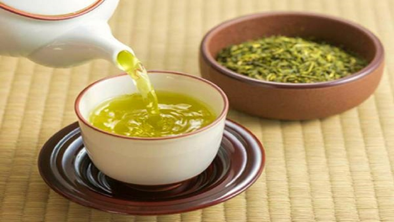 اثرات چای سبز روی دندان و لثه
