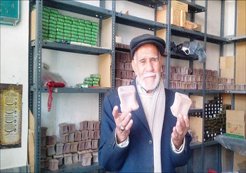 صابون ۱۰۰ ساله بیرجندی در چند قدمی فراموشی/ قفسه مغازه&zwnj;ها هر روز خالی&zwnj;تر از قبل!