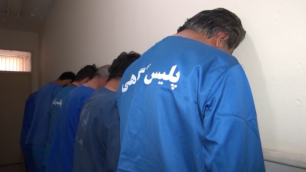 اعضای باند سرقت محموله خودروهای عبوری در دیلم دستگیر شدند