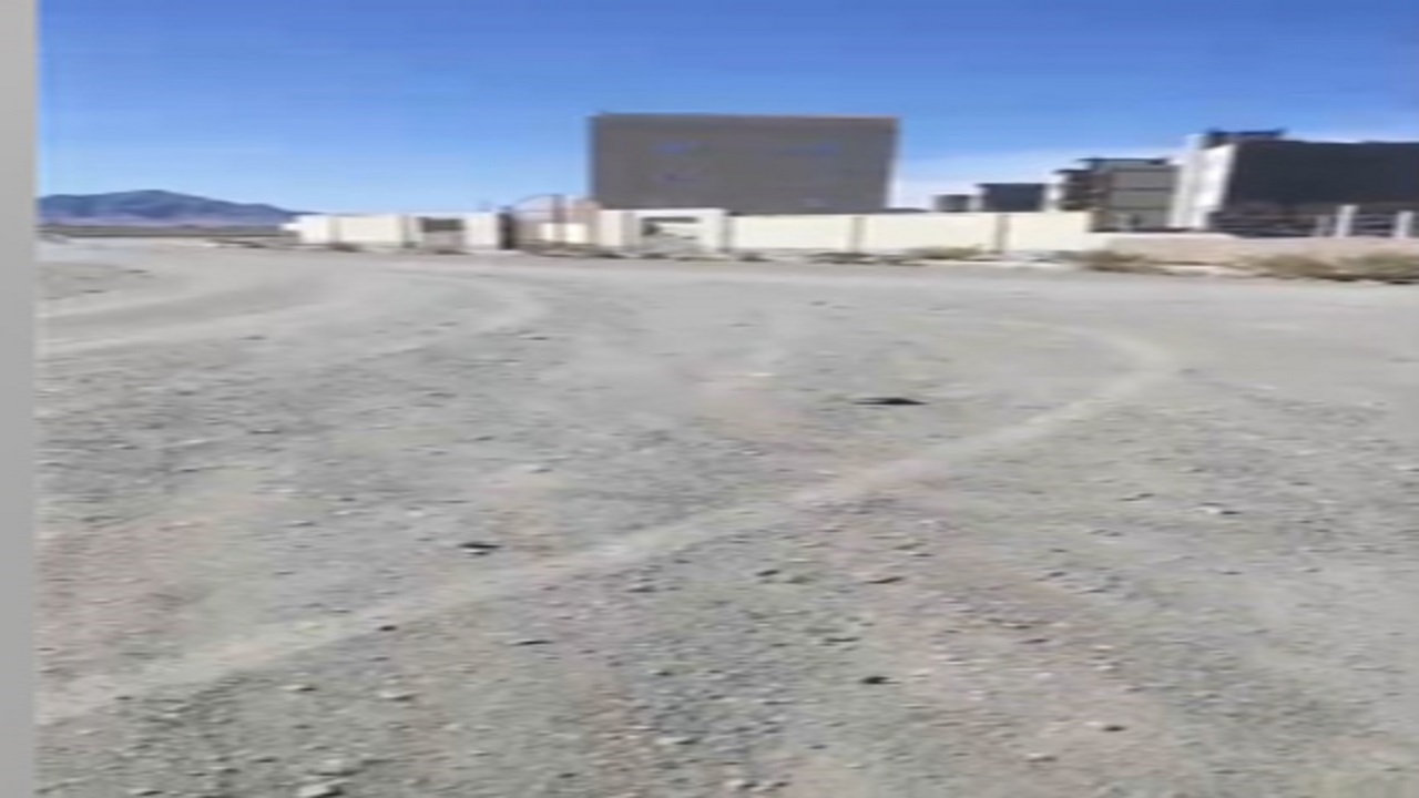 چشم انتظاری ۸ ساله برای تحویل مسکن مهر در زاهدان + فیلم