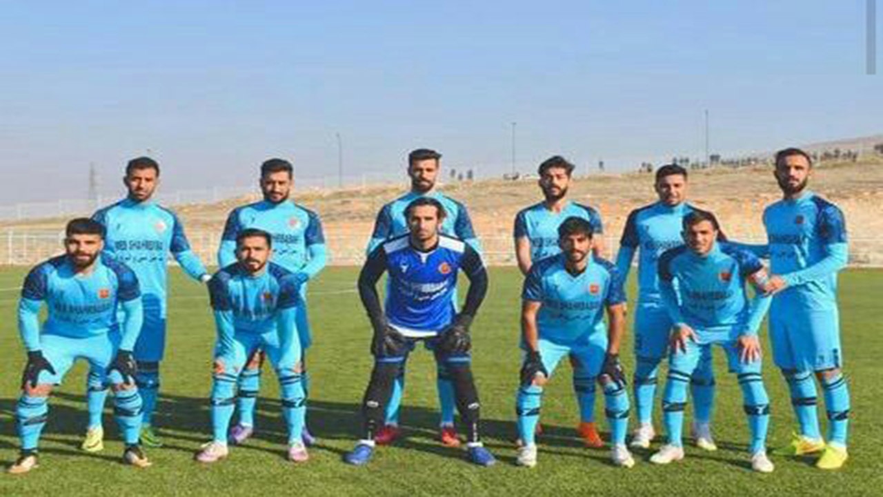 مس شهربابک صدرنشین لیگ دسته دو فوتبال کشور