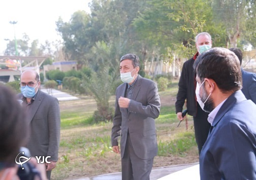 رئيس بنیاد مستضعفان کشور وارد منطقه آزاد اروند شد +تصویر