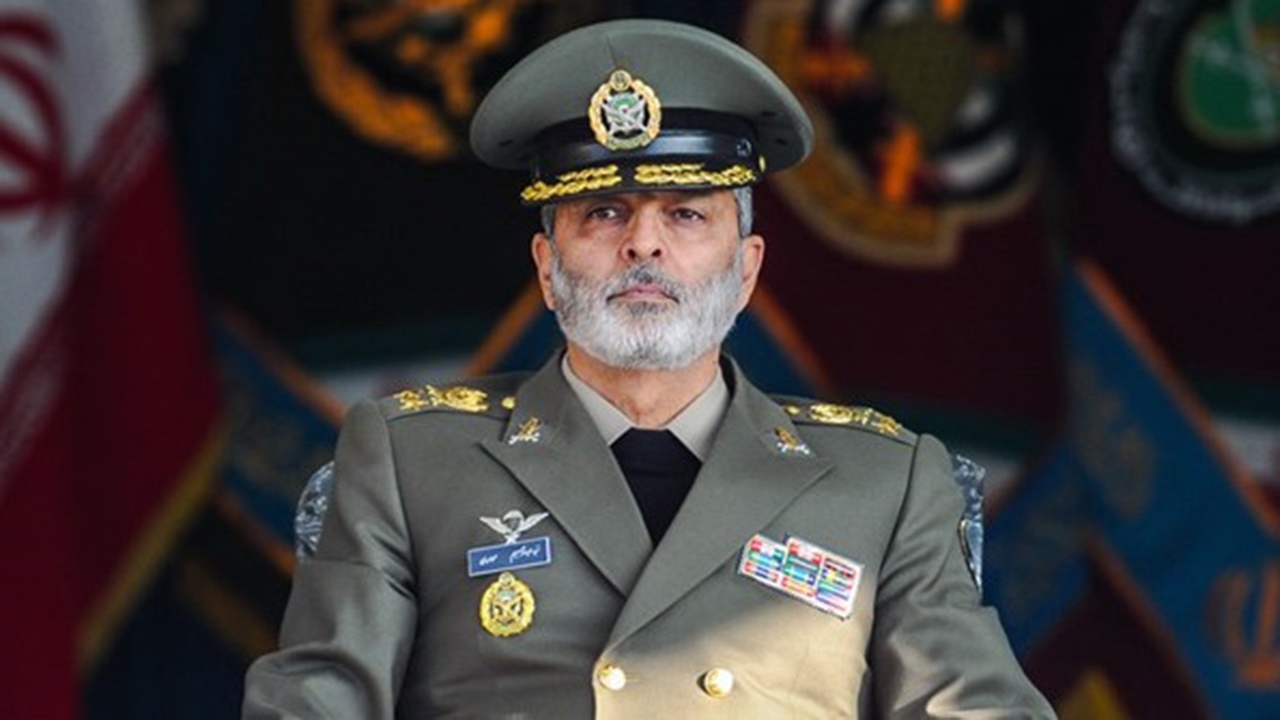 ملت ایران تحت تاثیر عملیات روانی و ترفند‌های دشمنان قرار نمی‌گیرد