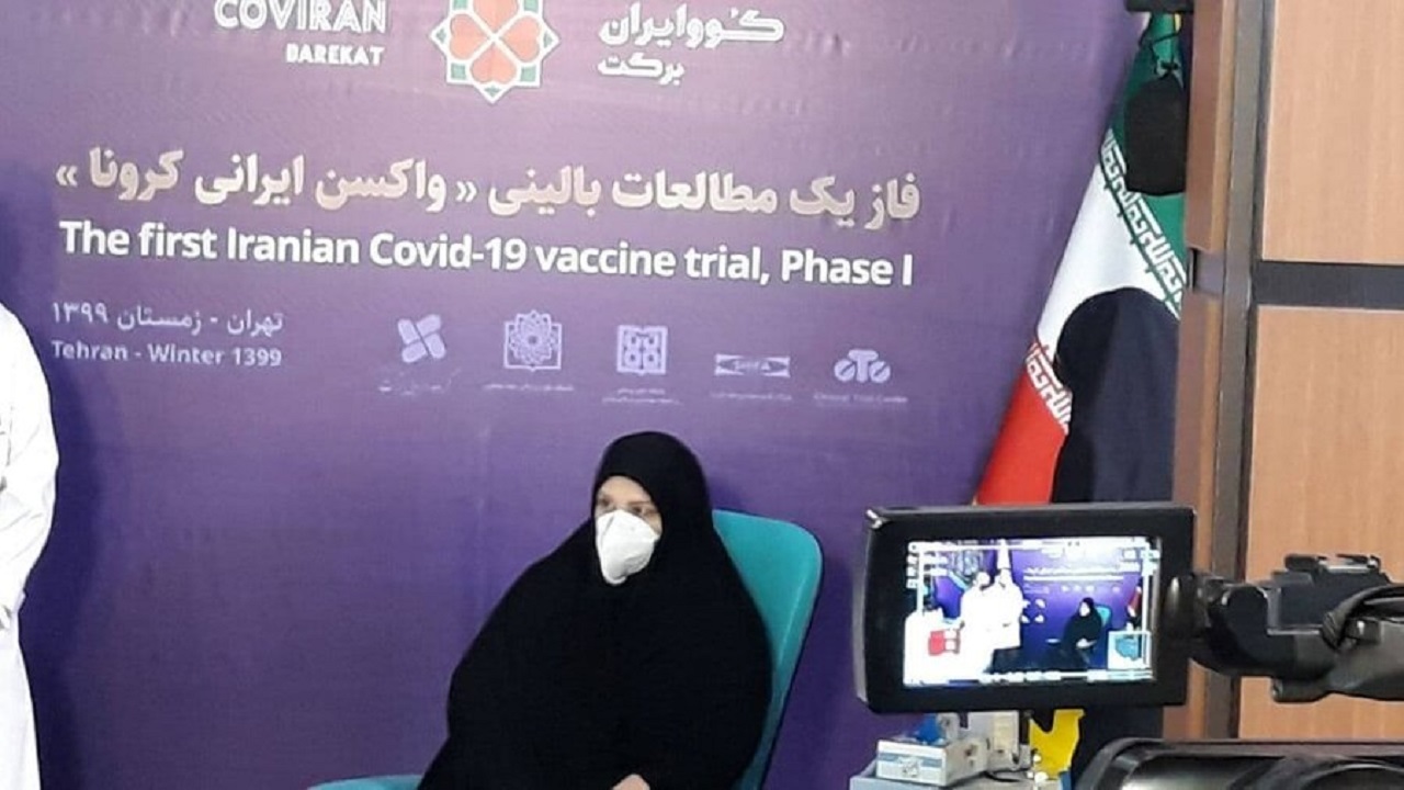 داوطلب شدن یک دختر انقلابی برای واکسن ایرانی کرونا غرورانگیز است
