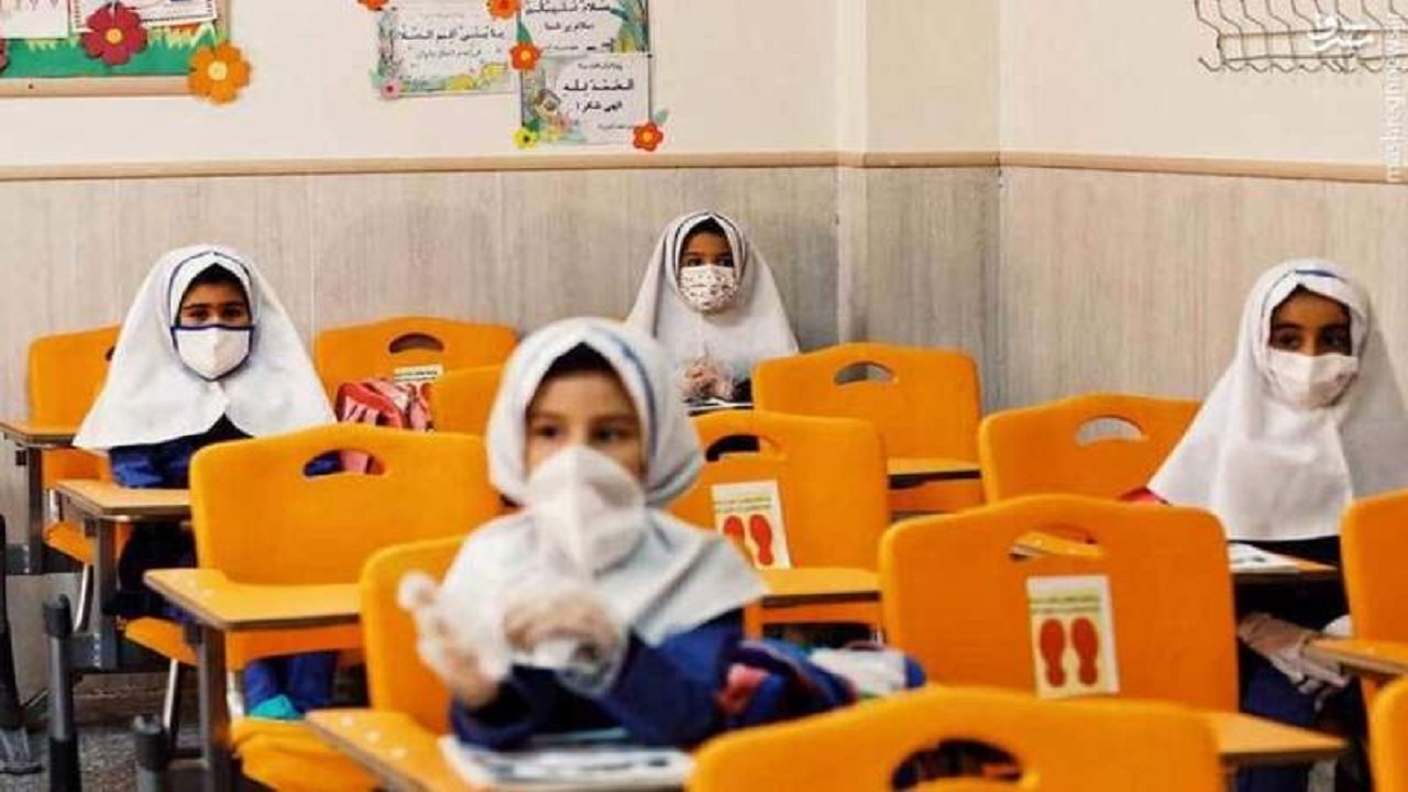 تلفیق شور و نشاط بازگشایی مدارس و نگرانی از کرونا
