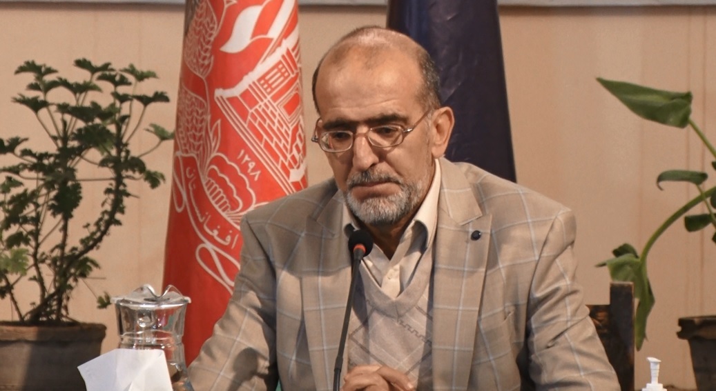 حفیظ منصور: طالبان حاضر به گفتگوی سازنده درباره مشروعیت جنگ نیستند