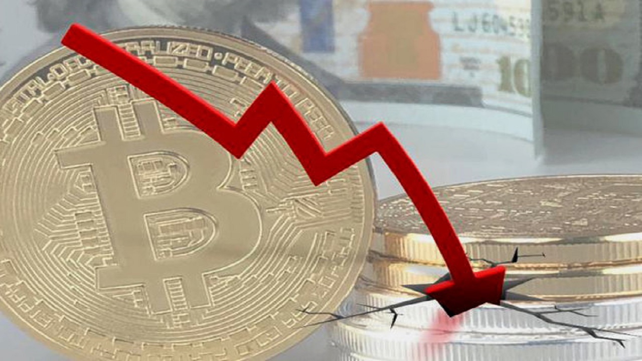 دولتی‌ها از قیمت ارز، بهره‌وری سیاسی نکنند