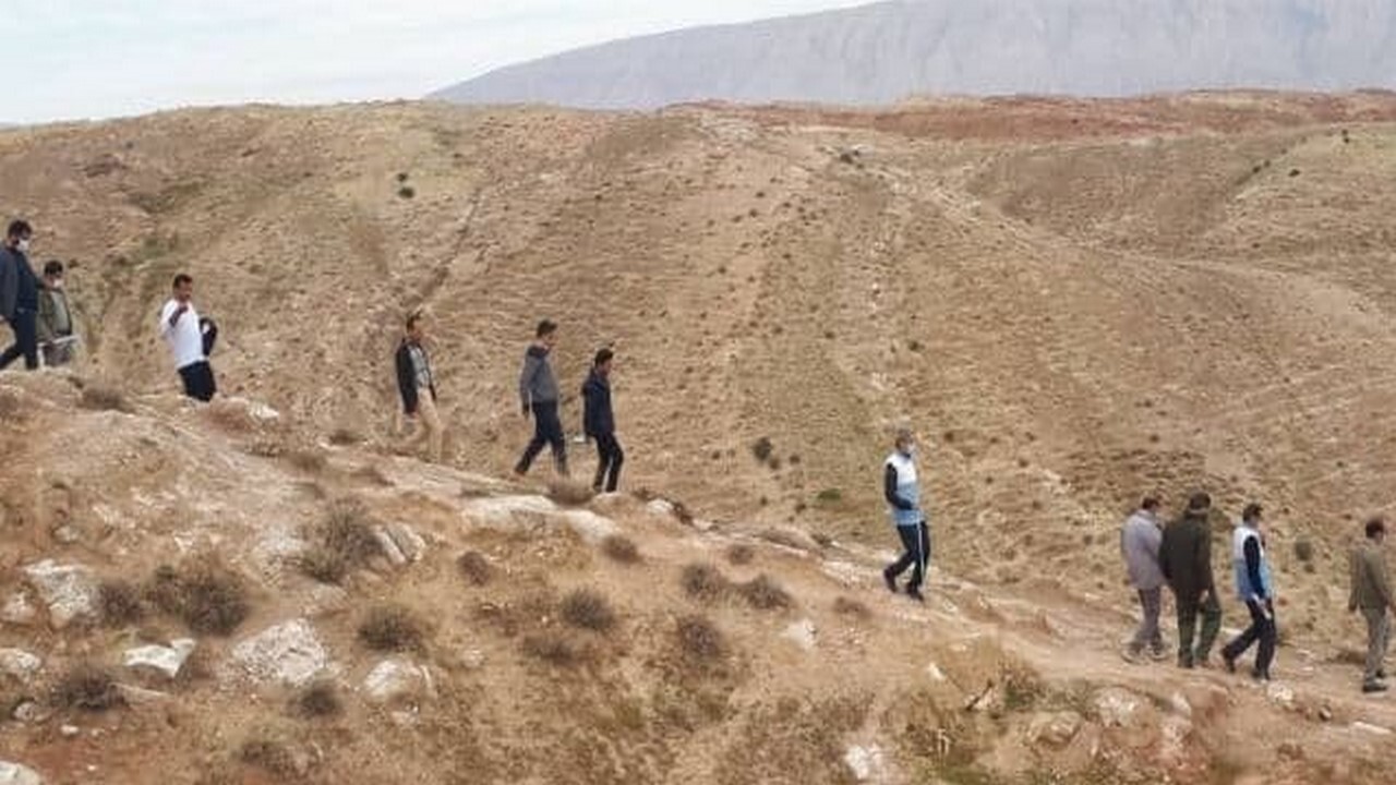 برگزاری برنامه پیاده‌ روی به مناسبت هفته هوای پاک در دره شهر
